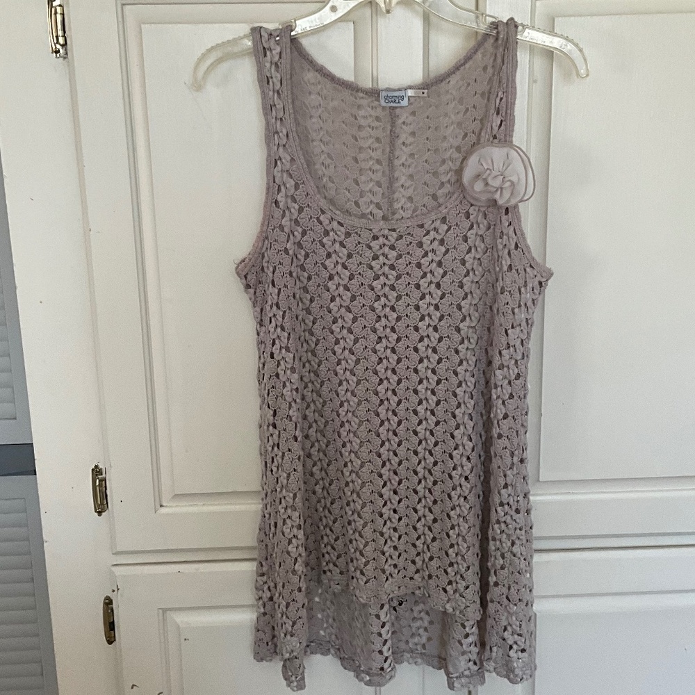 Charming Charlie Tunic tank Hi/Low Crochet tan with flower sleeveless